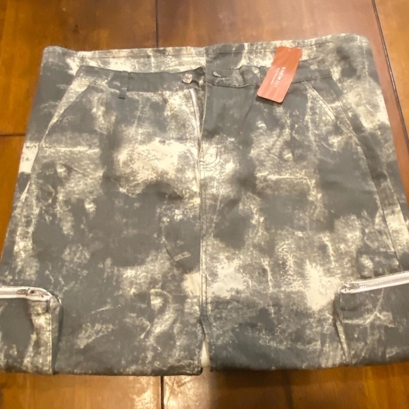 SHEIN SXY Ladies Tie Dye Split Front Denim Skirt With Functional Pockets - Picture 3 of 13